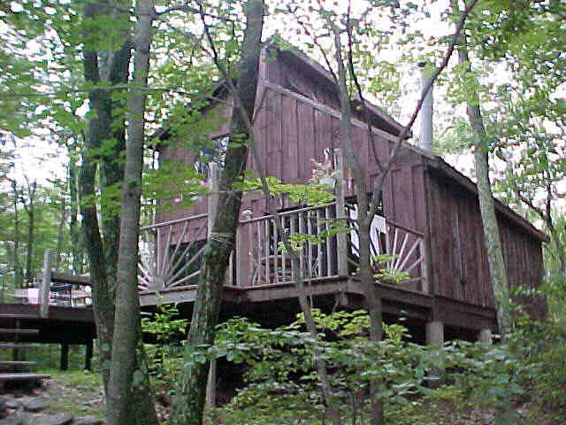 Building photograph for 13 SOUTH POND ROAD